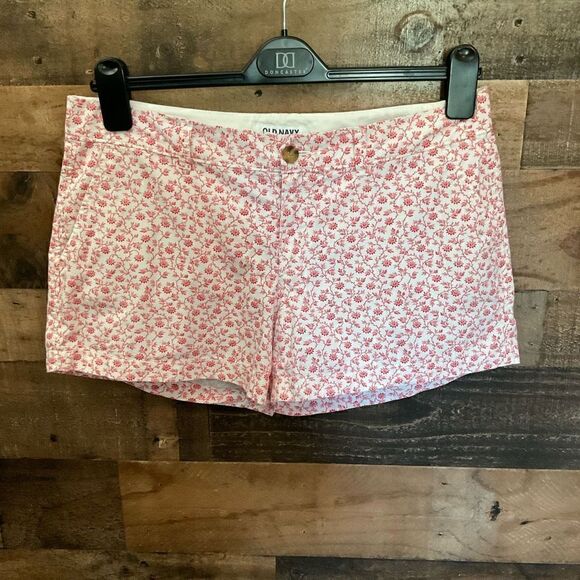 Old Navy Shorts Casual Zipper Button Closure White Red Floral Pockets Women 10 - Picture 9 of 9